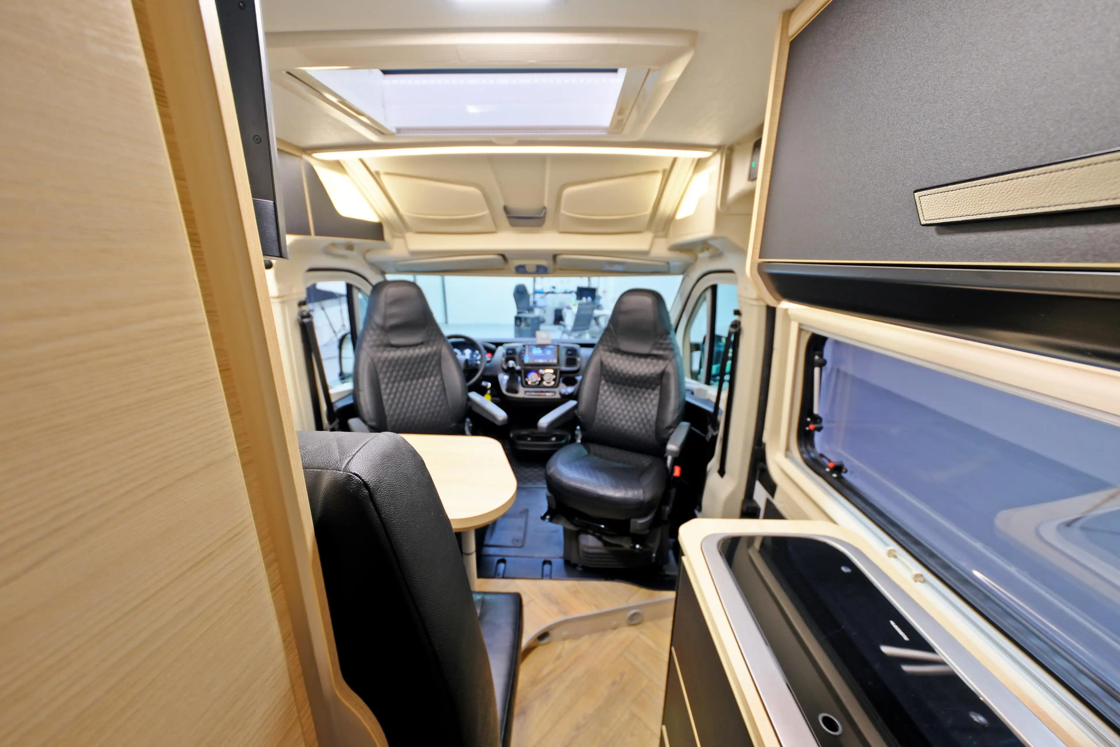 CHAUSSON V 690 Sport Line